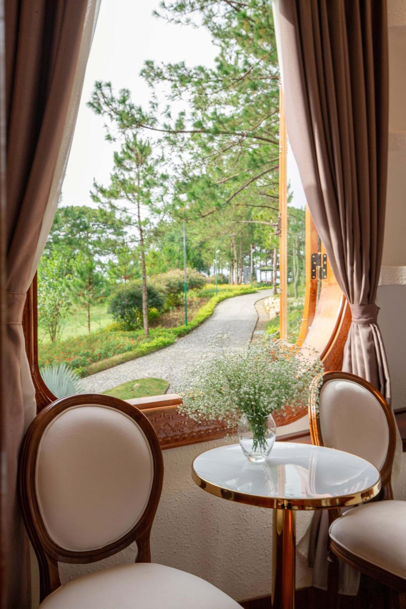 Resort Kim - Khu Nghi Duong Rung La Kim 4*